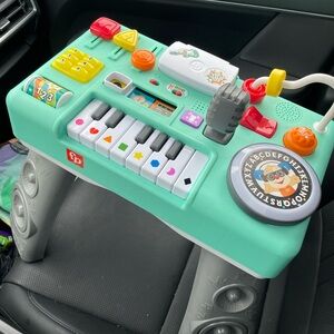 Laugh & Learn Mix & Learn
DJ Educational Table Toy Fisher Price